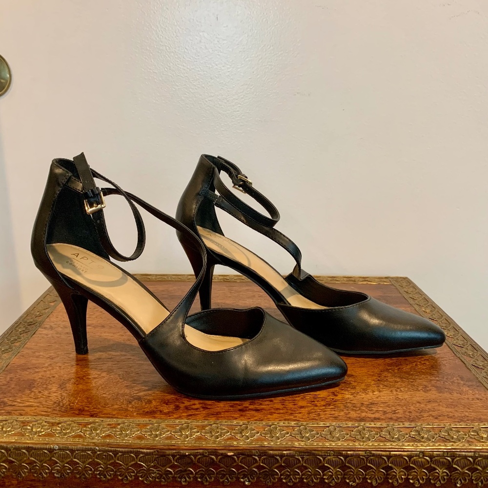 Apt. 9 Black Strappy Pointed Toe Pumps